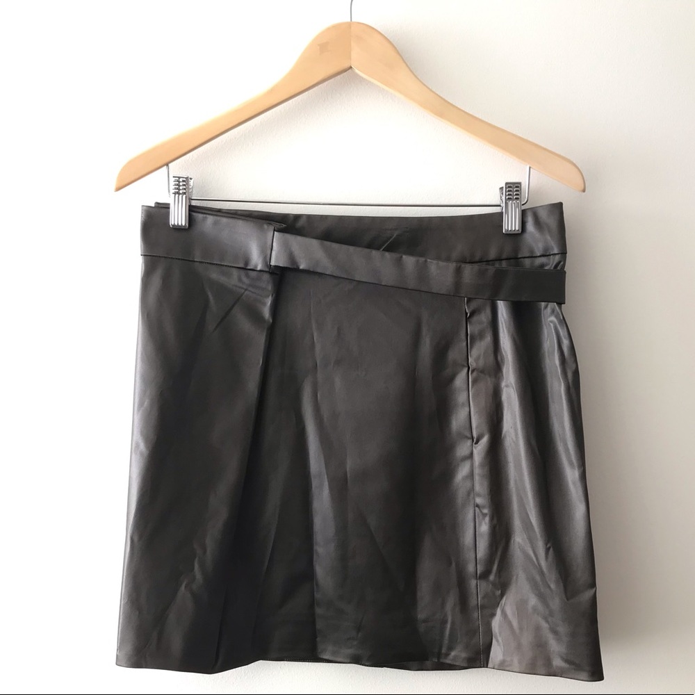 Chloe 100% Silk Morris-Green Mini Skirt Size 4